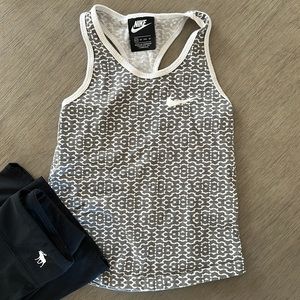 Nike girls tank